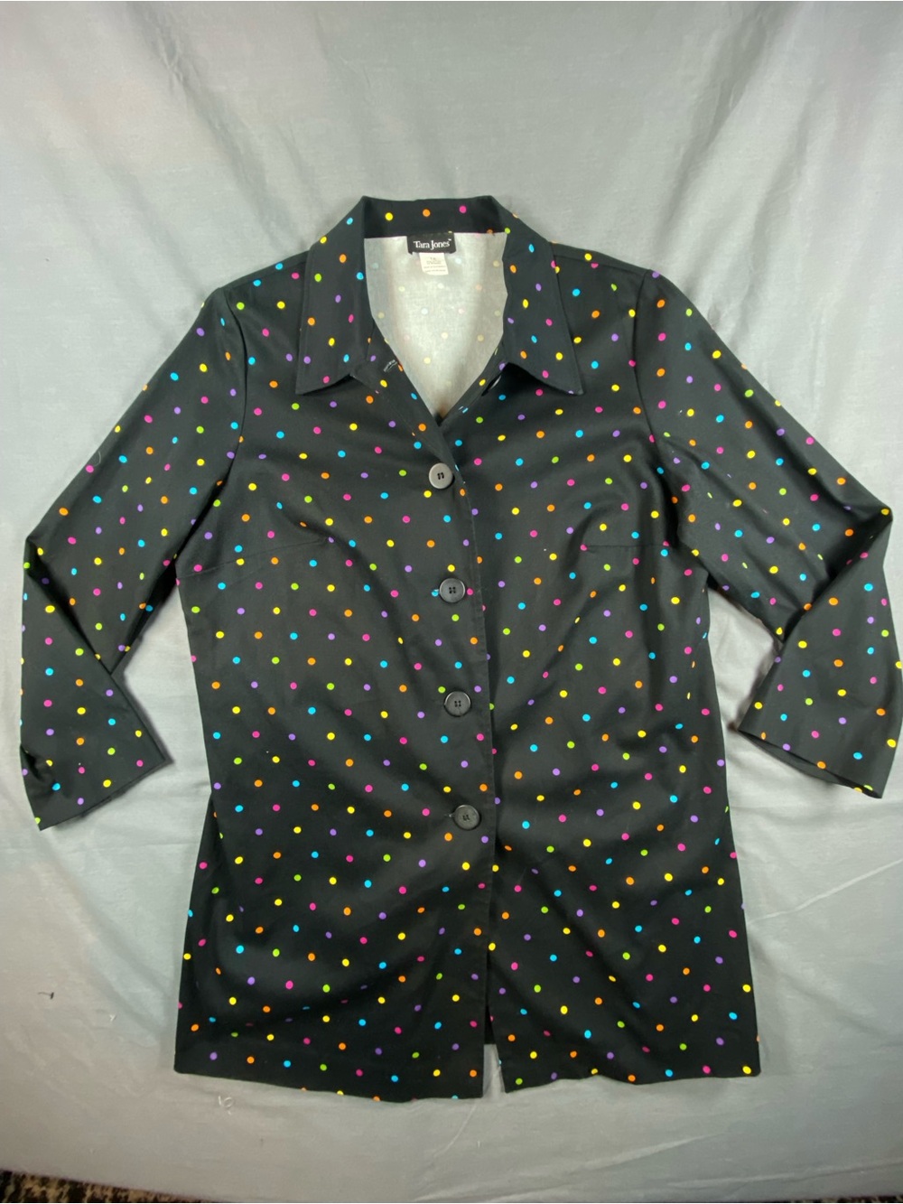 Tara Jones Black Polka Dot Button-Up Women's Top